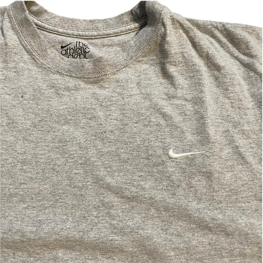 Nike Basic Tee Large - image 4